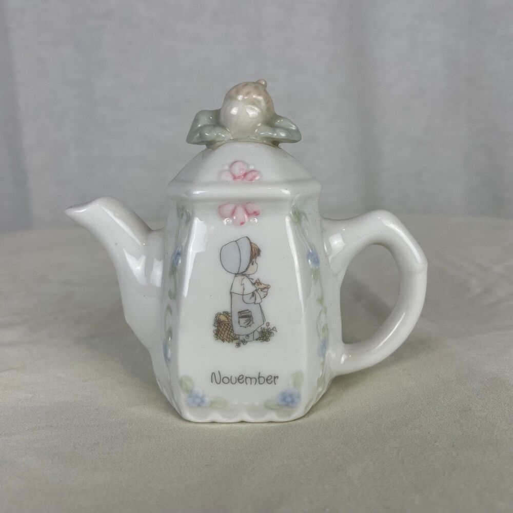 November Precious Moments Tea Pot Home Decoration Acorn Blessing Turkey Dressing